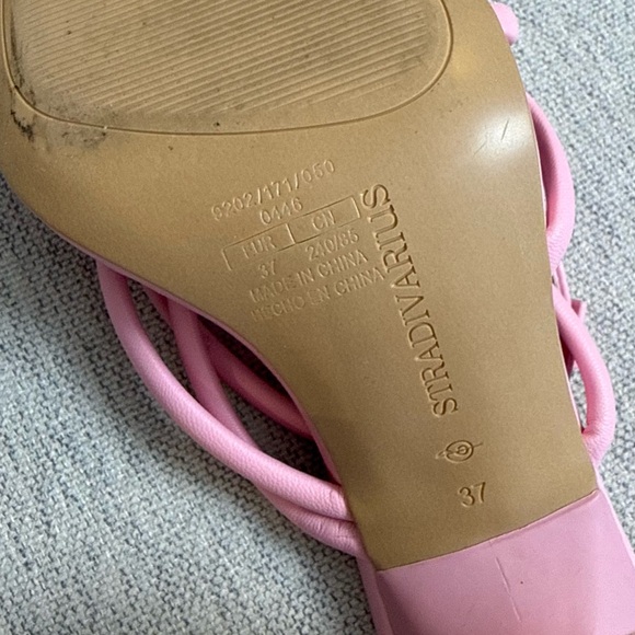 Stradivarius strappy heeled sandal in Barbie Pink 37 - Picture 9 of 10